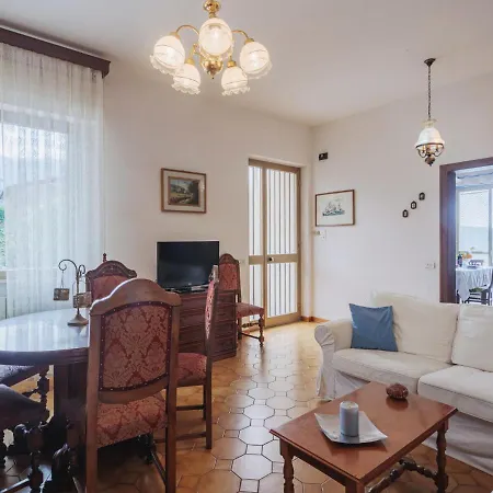 Del Freo By Interhome Lägenhet