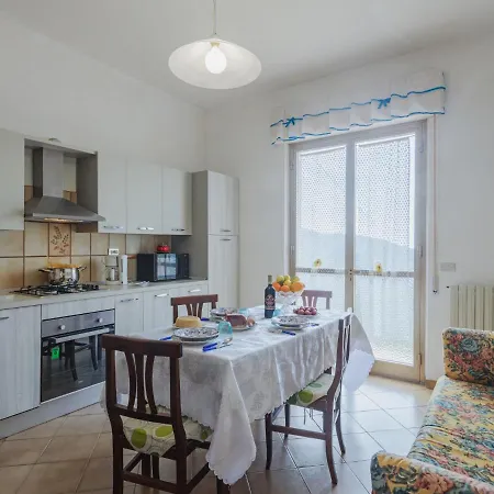 Del Freo By Interhome Lägenhet